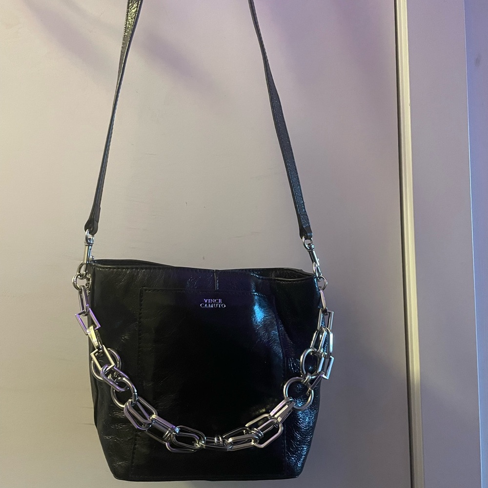 Black leather Vince Camuto crossbod bag silver chain handle purse excellent
